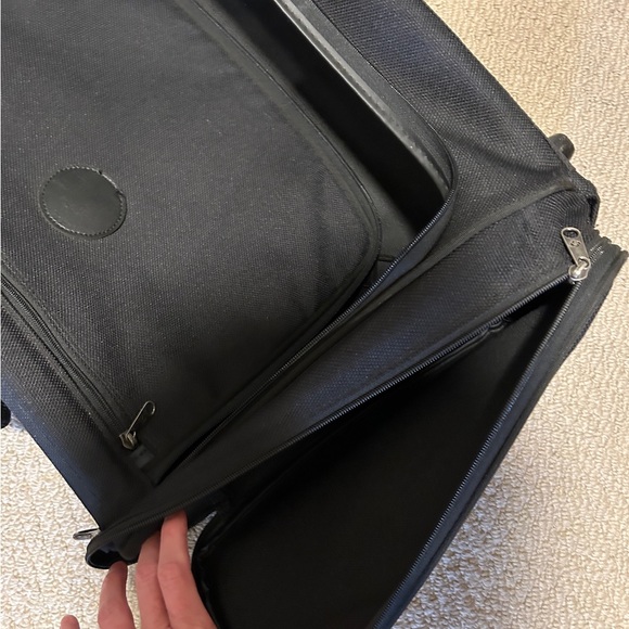Black Garment Bag - Picture 5 of 6
